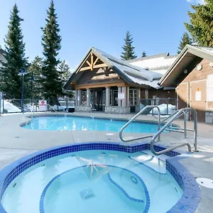 https://glaciers-reach-by-allseason-vacation-rentals.hotels-of-whistler.com
