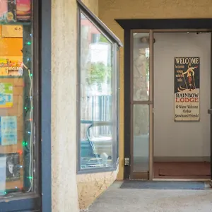 https://rainbow-lodge.hotels-of-whistler.com